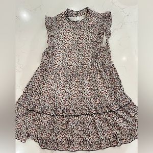 Women’s size medium dress.